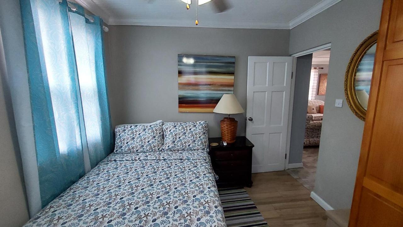 Carmen Apartment Бриджтаун Екстериор снимка